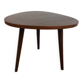 Tripod coffee table