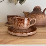 Teapot and cup set