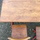 Vintage children's desk 2 places wood and metal with its 2 chairs.