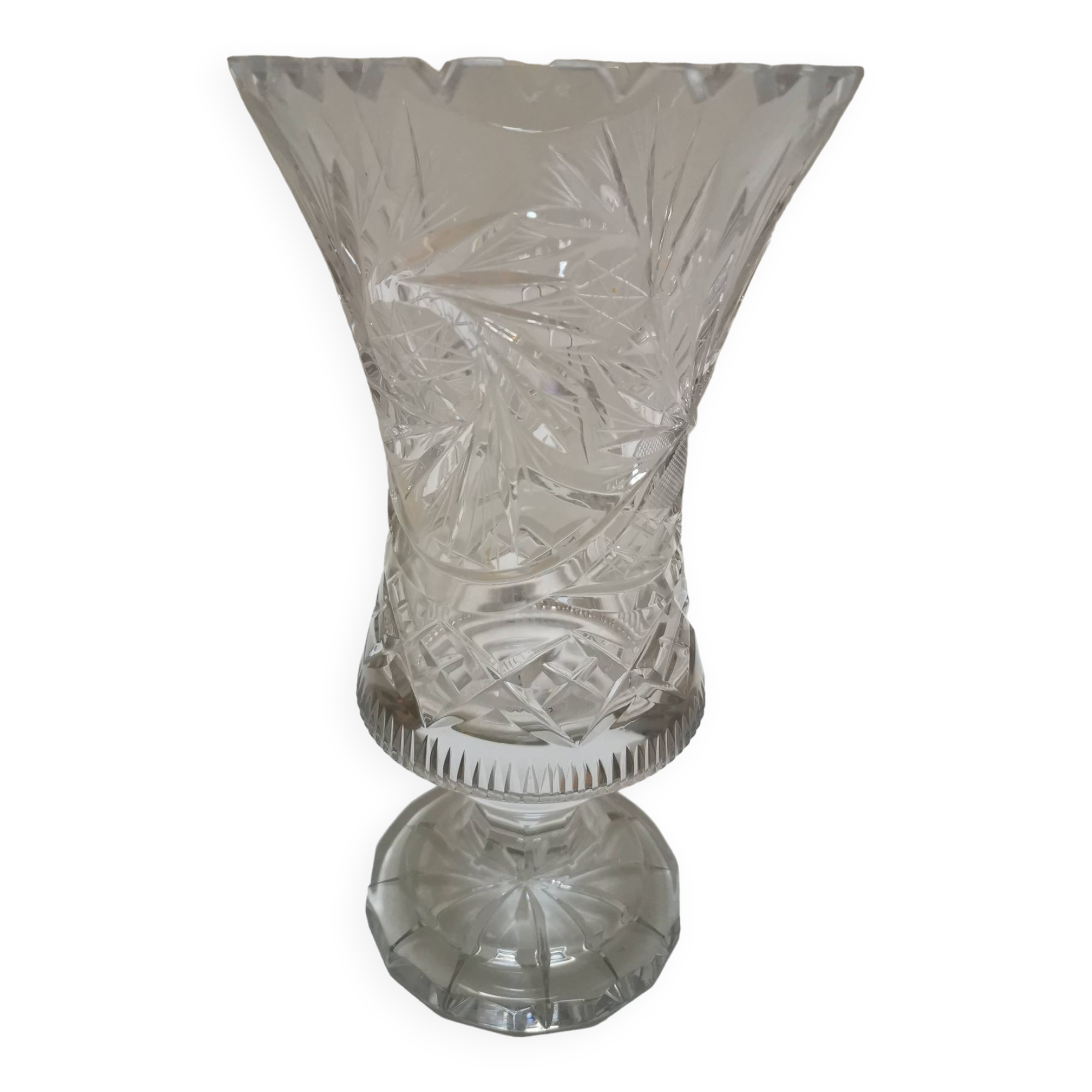 Chiseled crystal vase