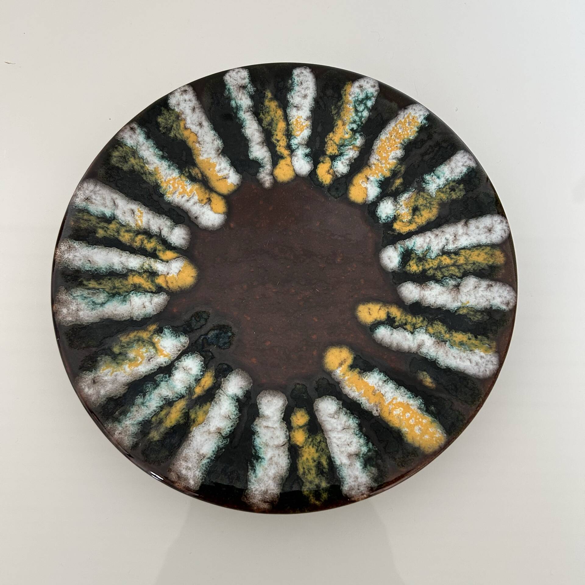 Small flaming decorative dish