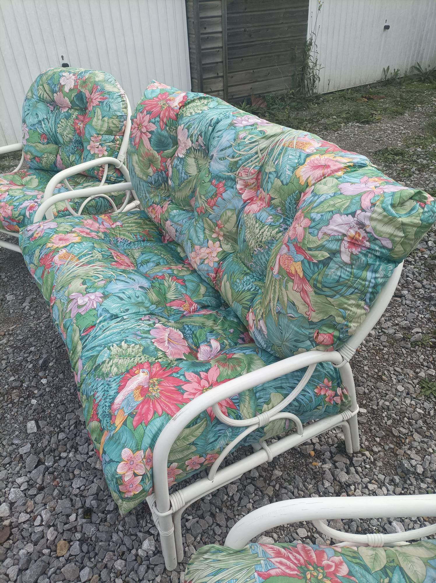 3 fauteuils blanc bambou osier avec coussins vintage