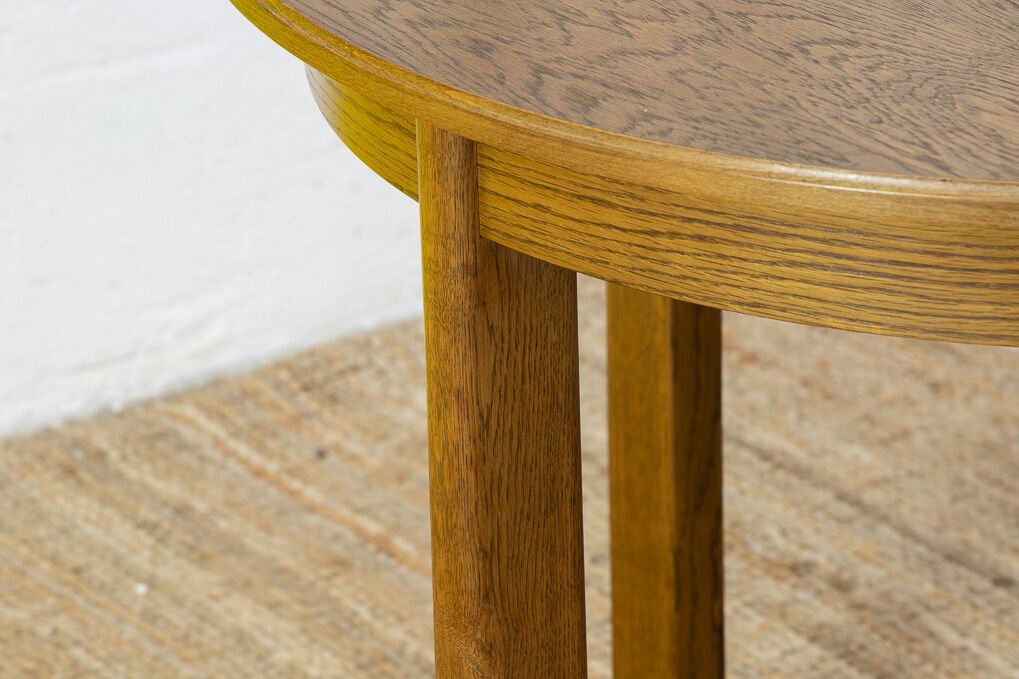 Table scandinave vintage – 134.5 cm