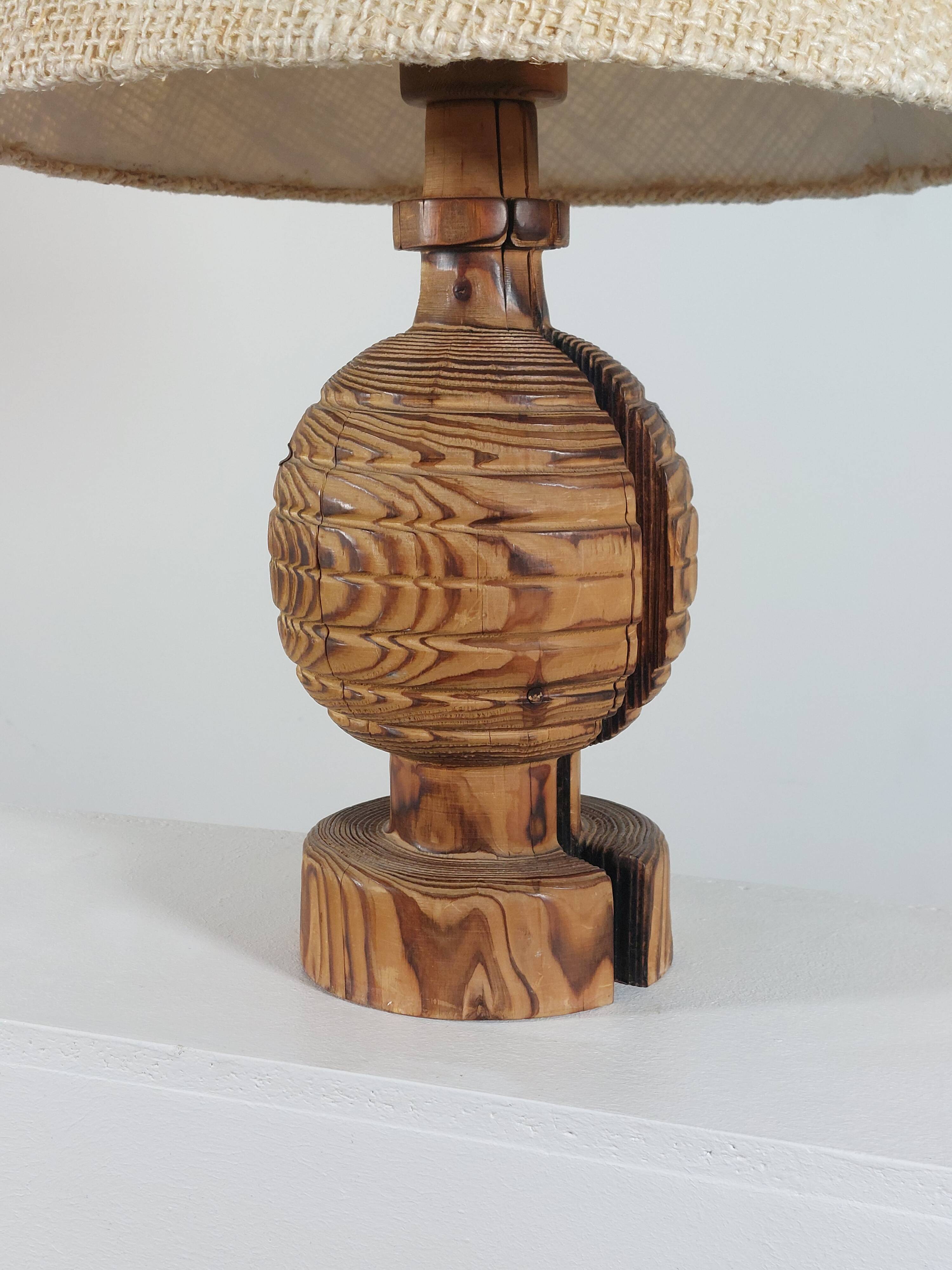 Rare vintage Mid Century brutalist flamed pine table lamp  by Temde