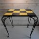 Table d'appoint en fer forgé vintage