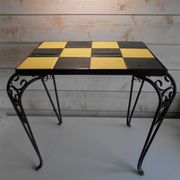 Table d'appoint en fer forgé vintage