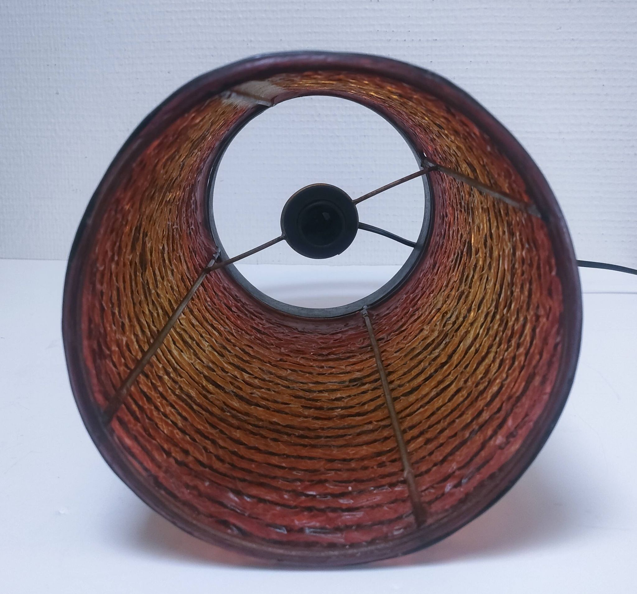 90s design metal resin cylinder lamp