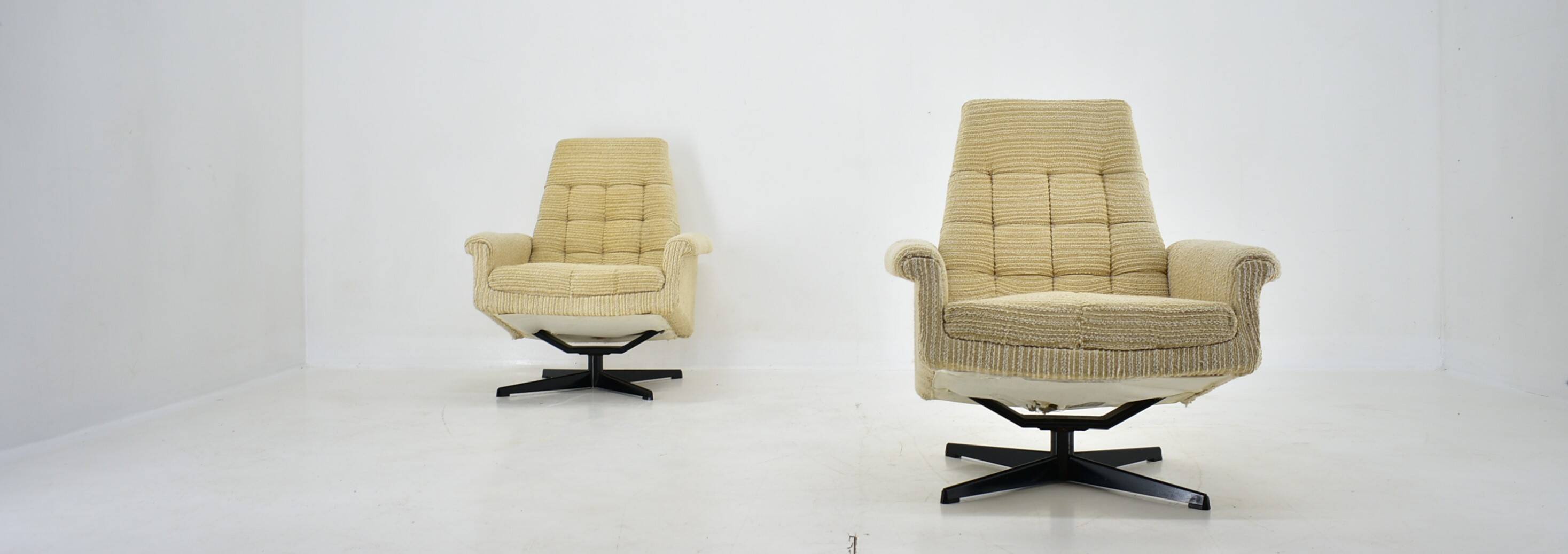 Pair of Armchairs, Tabouret by Morávek a Munzar, 1968s