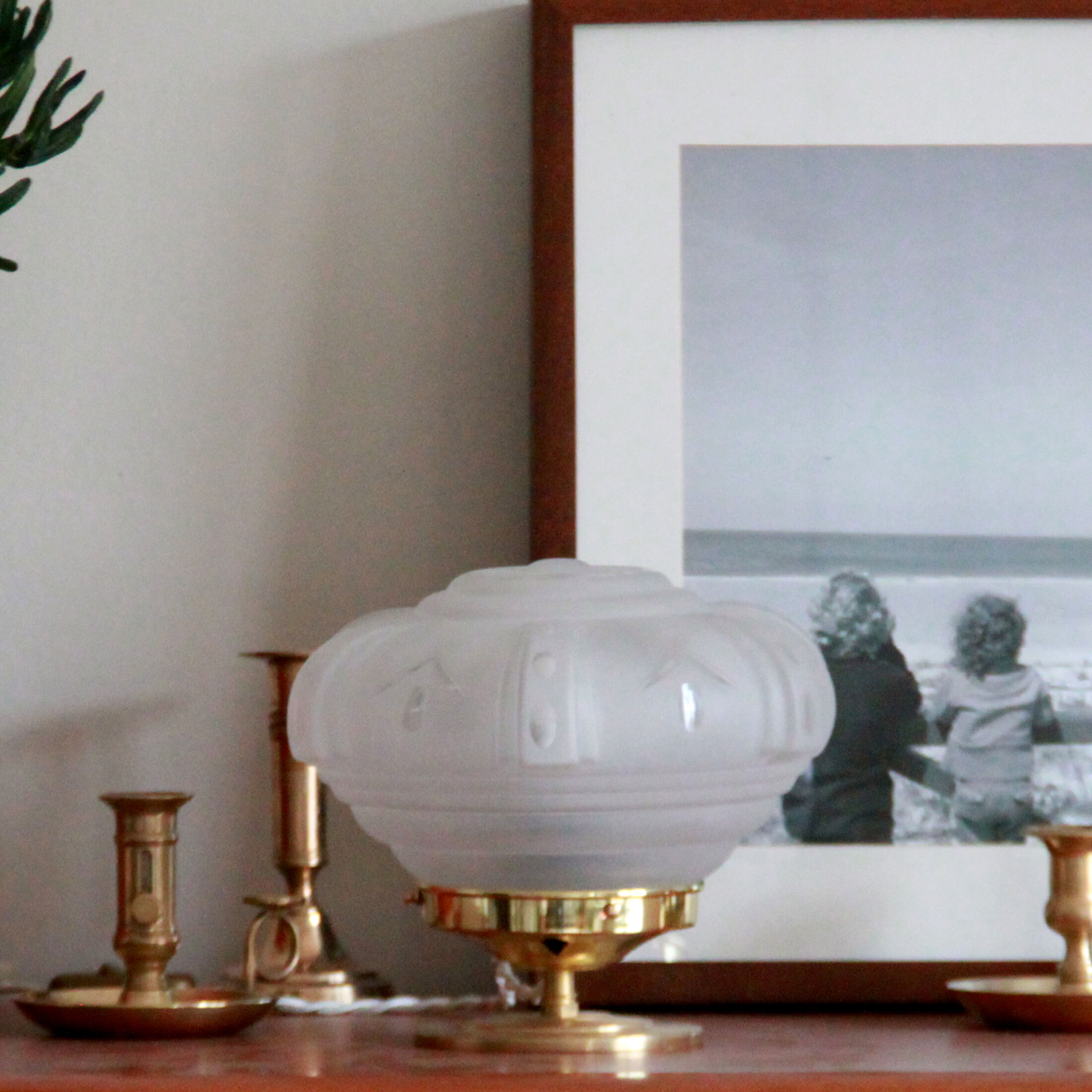 Lampe chevet laiton globe verre dépoli