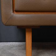 Teak and nubuck hairdresser, by R. Landault – 1970