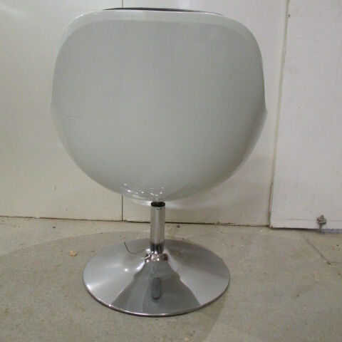 Armchair design Kok two-tone, black and white