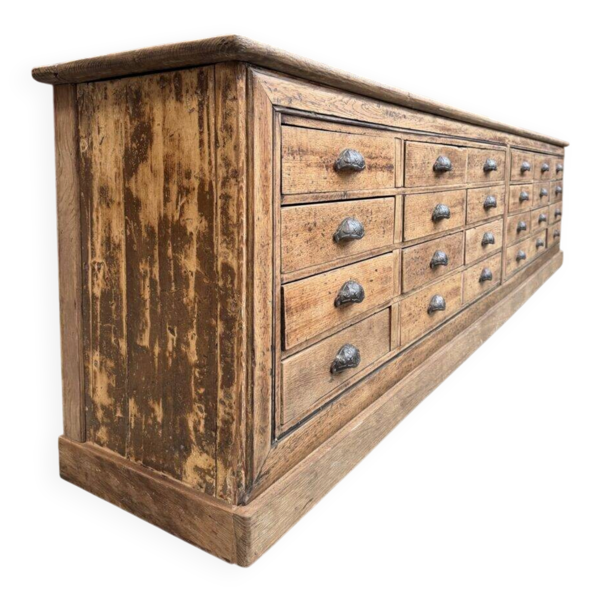 Large workshop furniture transformed into a TV unit.