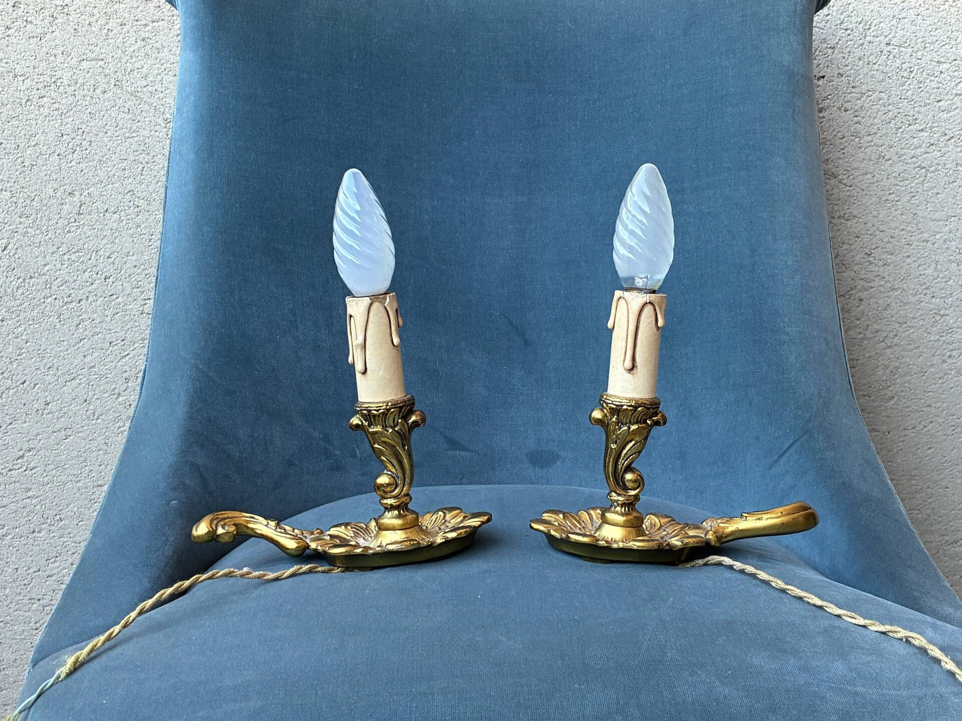 Paire de lampe en bronze style Louis XV