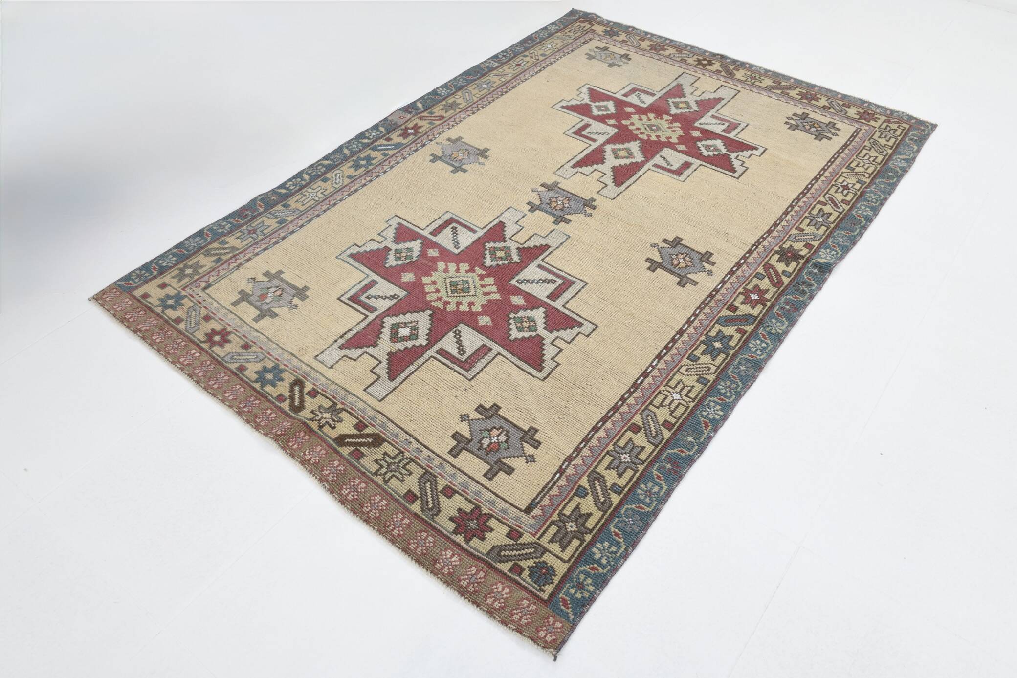 Light Yellow Red Modern Oushak Rug, 140x211Cm