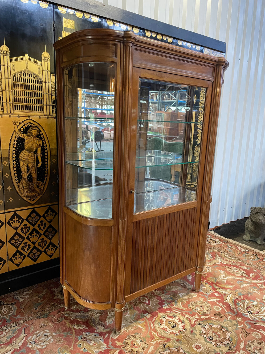 Vitrine en acajou de style Louis XVI