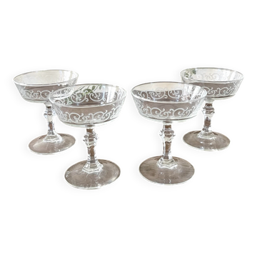 Verres à champagne coupes ensemble de 4 avec design en relief tourbillonnant