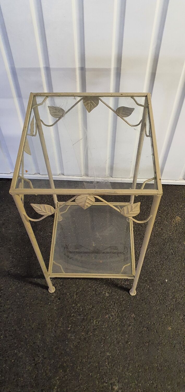 Wrought iron metal pedestal table