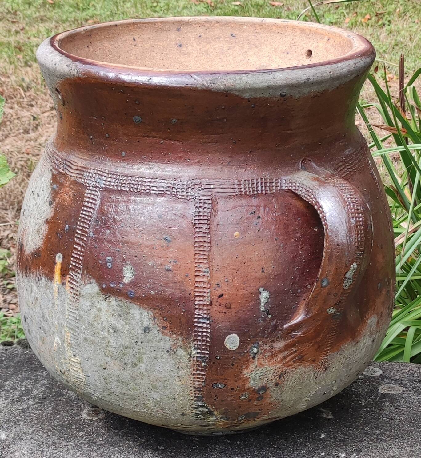 Old ponne jar
