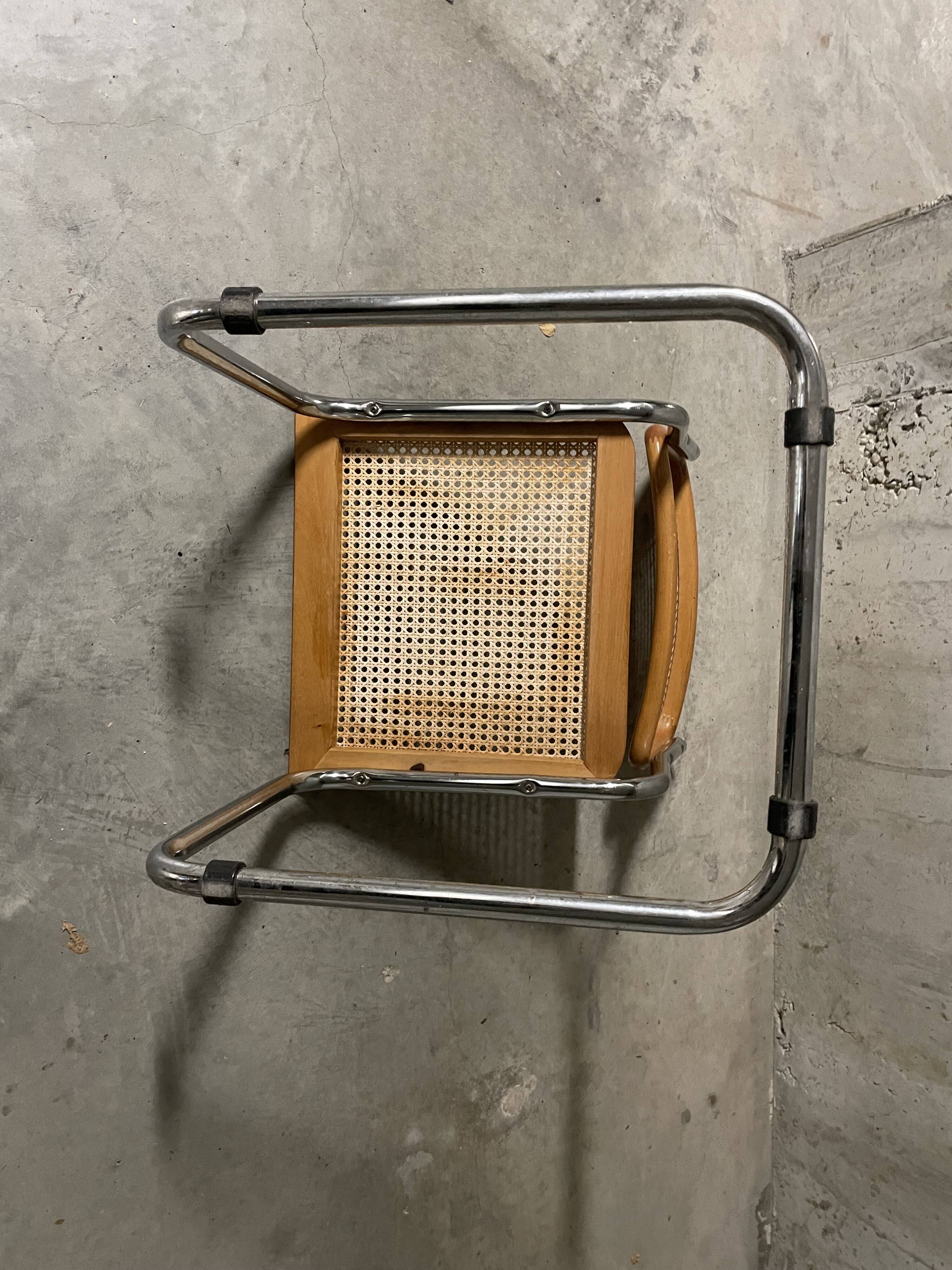 Cesca b32 chair