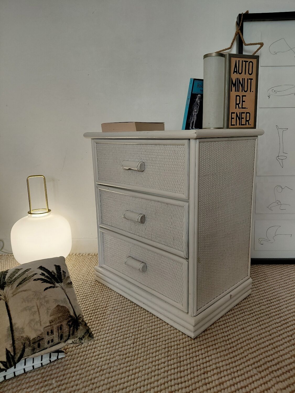 Vintage cane chest of drawers with 3 drawers - white patinated wood - seaside spirit