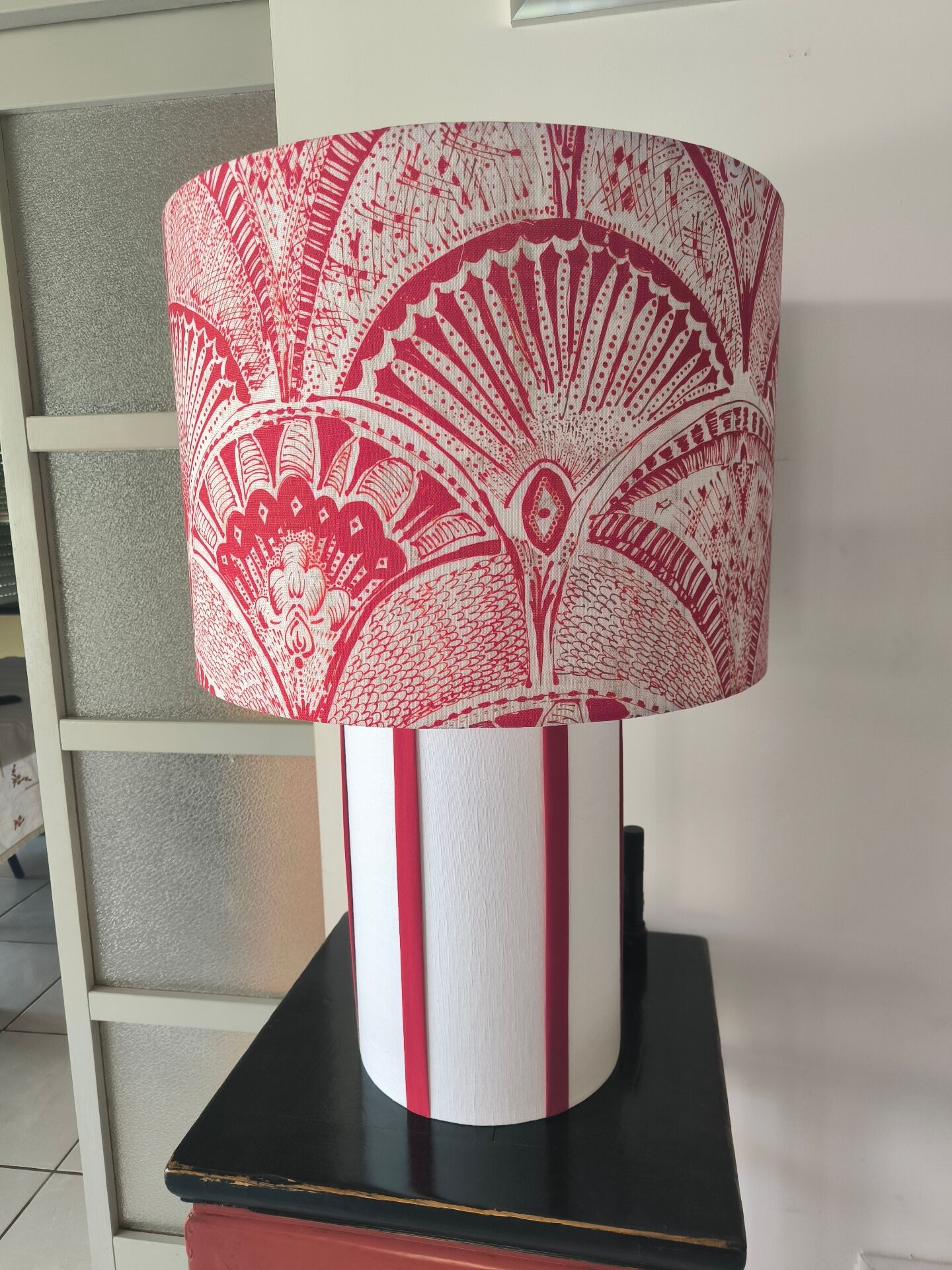 Floor lamp with shade