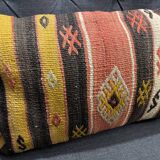 Coussin rayé fait main