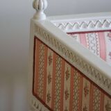 Antique Gustavian canapé / bench from the early 19th century, by a Swedish cabinetmaker.