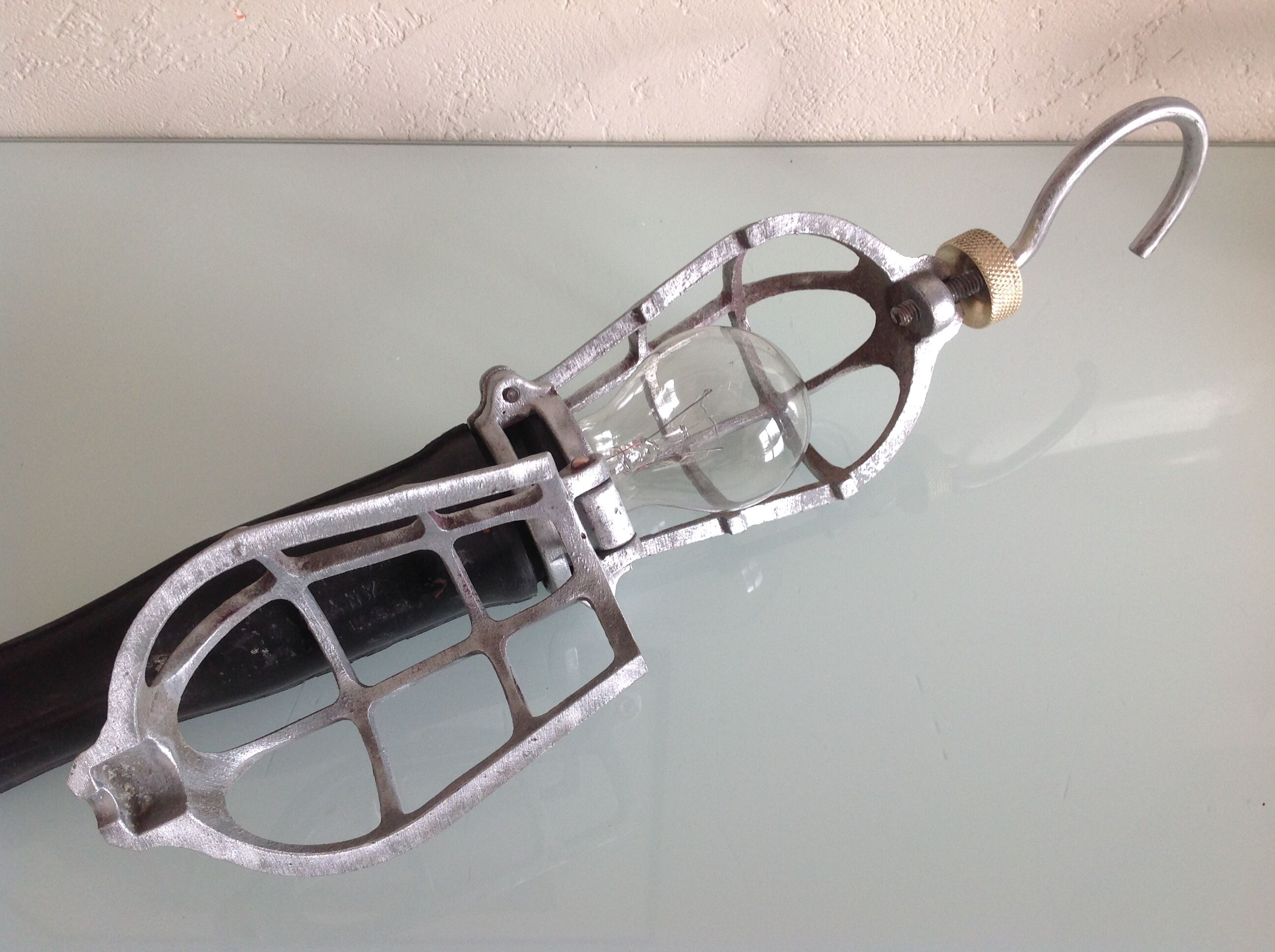 The Pyle National Company lamp 40-50