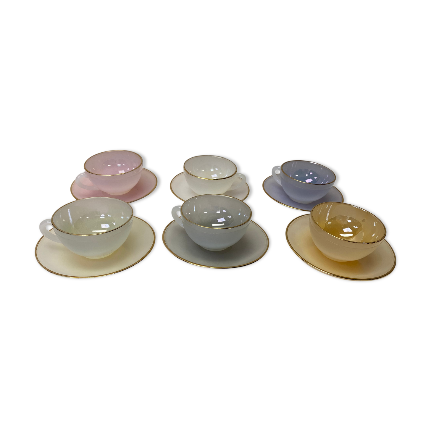 6 vintage cups in iridescent glass
