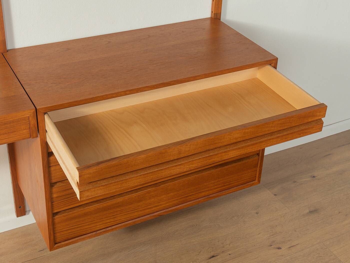 1960s wall shelf Poul Cadovius