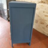 Vintage chest of drawers