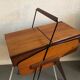 Travailleuse moderniste vintage