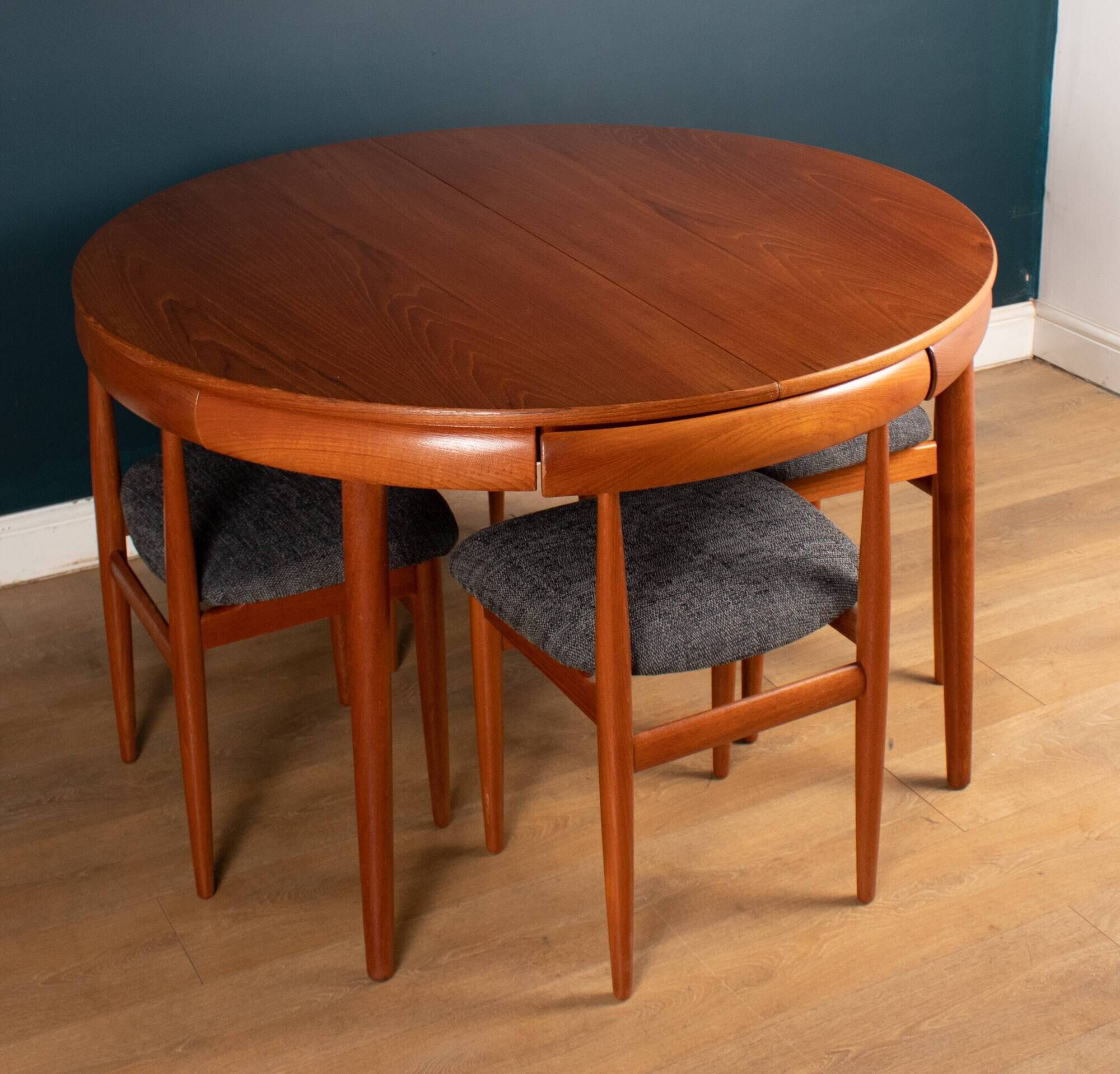 "Roundette" teak dining table & 6 chairs by  Hans Olsen for Frem Rølje 1960