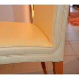 Poltrona Frau Vittoria chairs in yellow leather