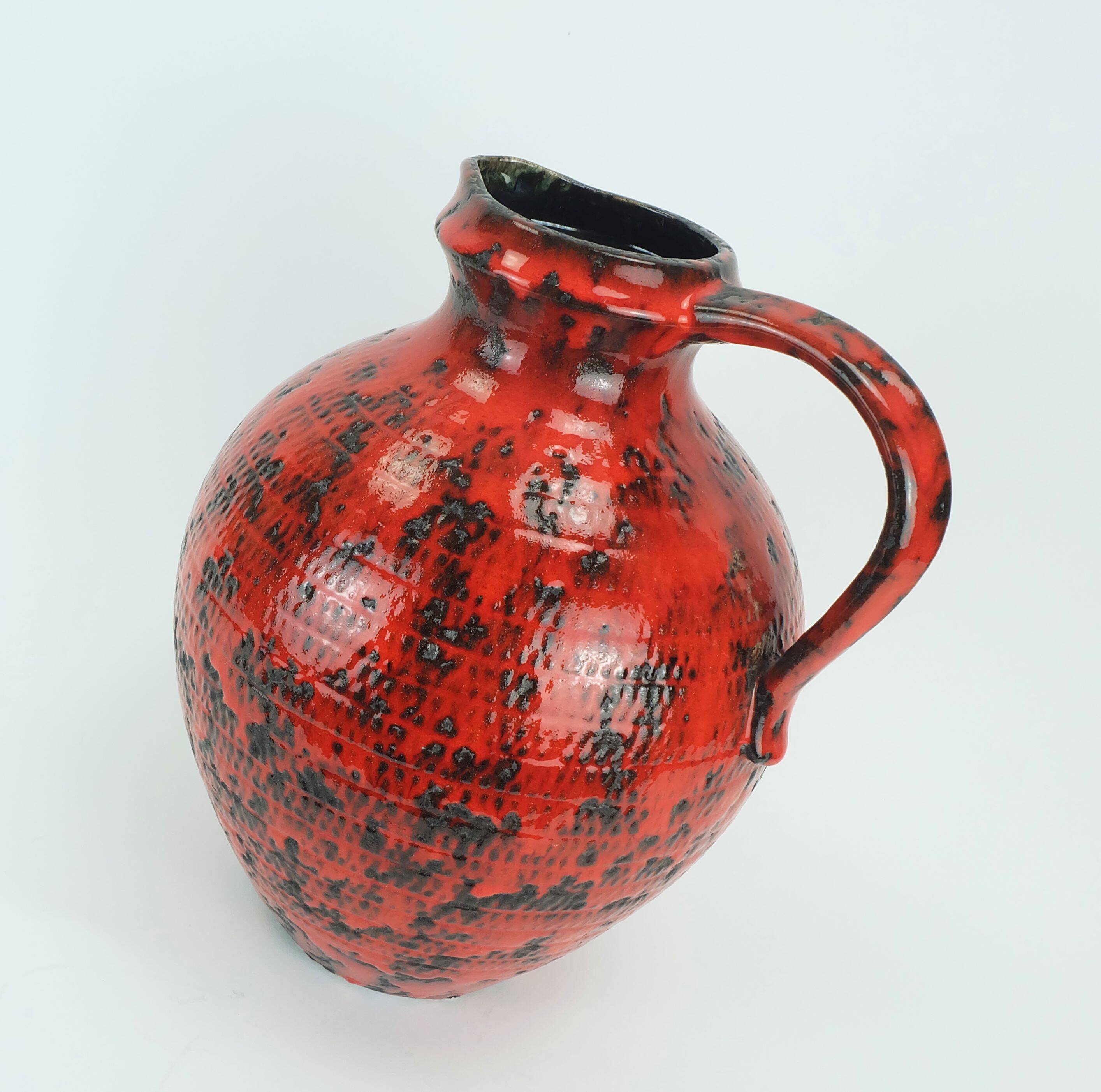 large 1960's VASE fohr-keramik model 490-30 black red relief decor fat lava