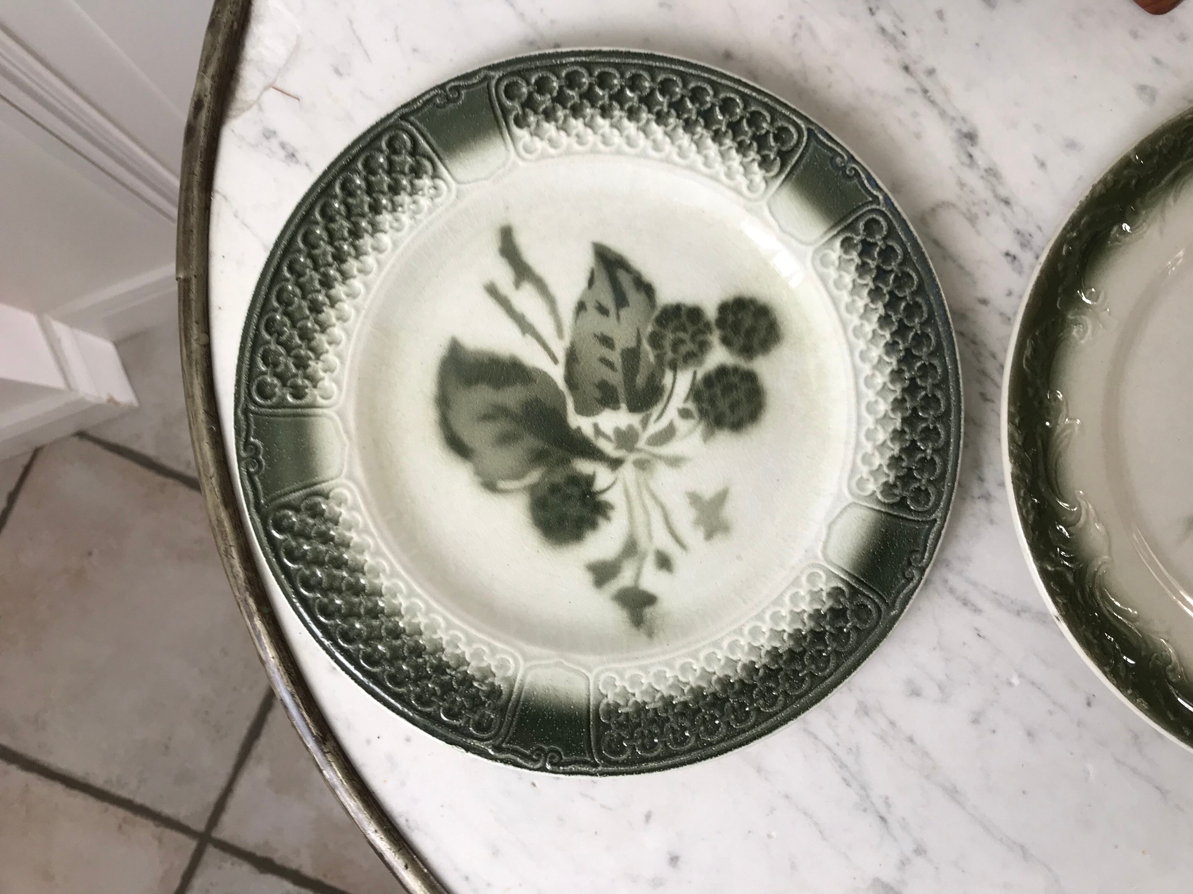 Trio of dessert plates in slurry XIXth