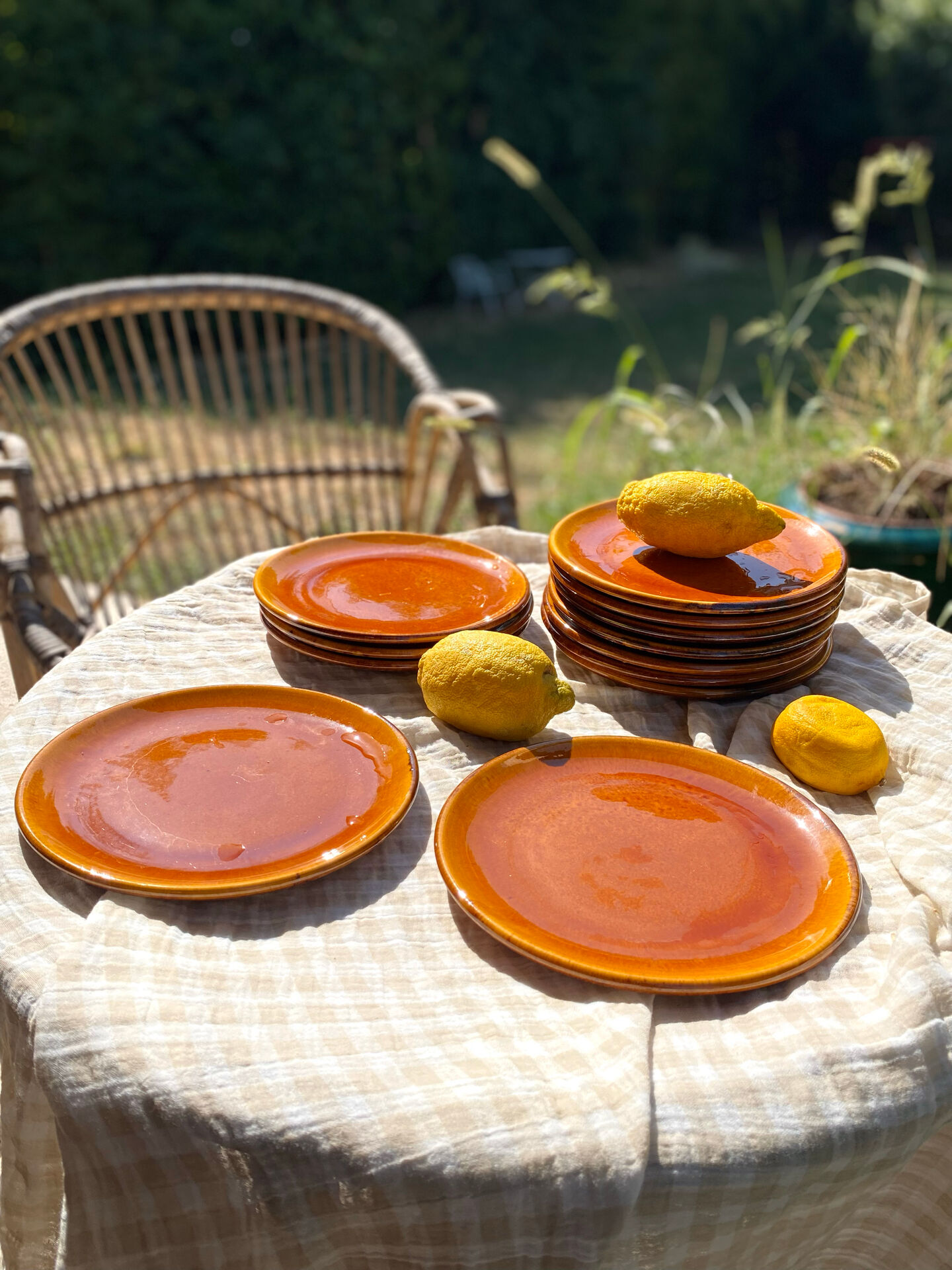 Set of 12 ancient stoneware plates Mourre-Milon, Dieulefit