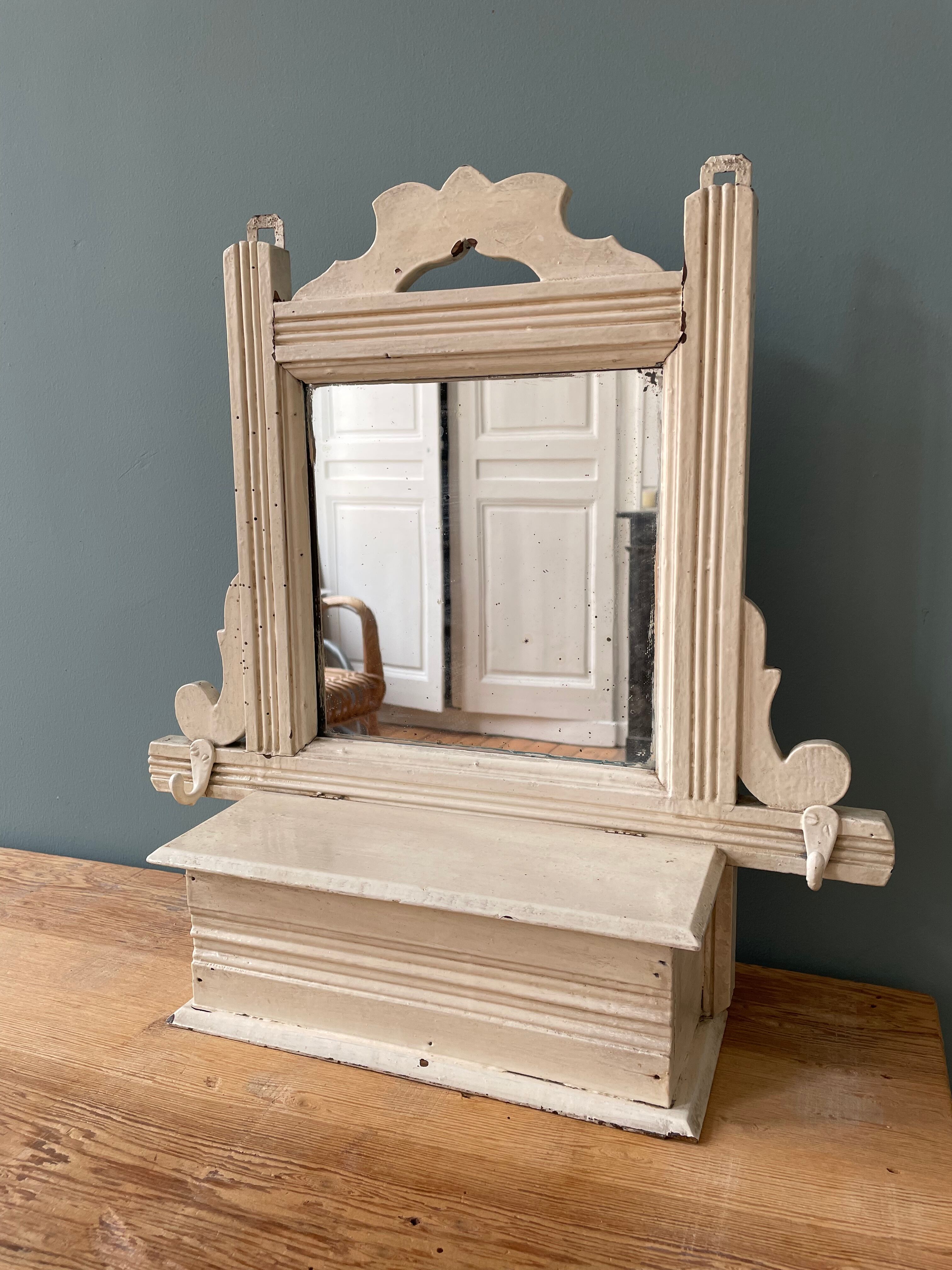 Meuble miroir de toilette vintage