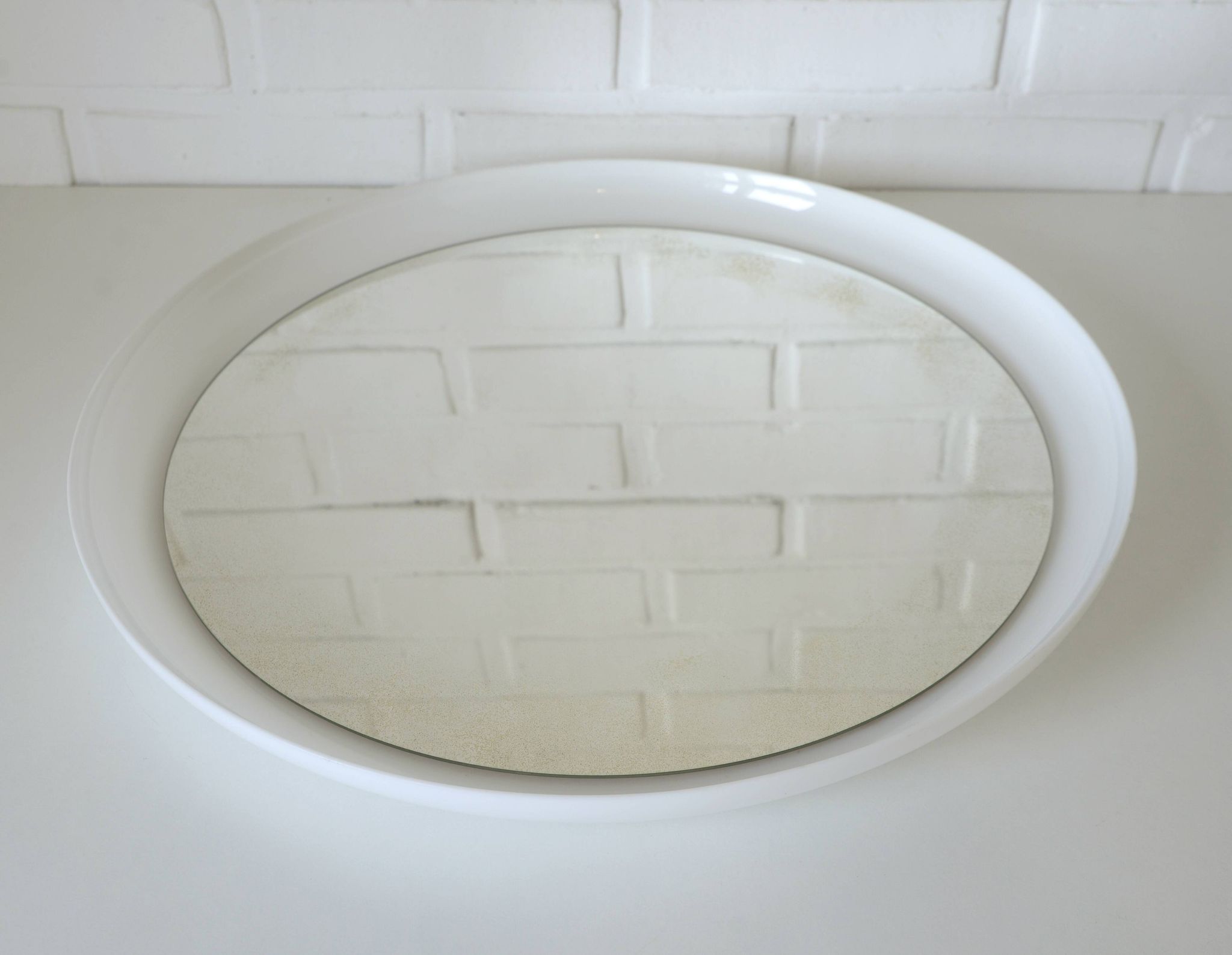 Vintage wall round white plastic mirror, Meblo 1970, retro
