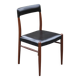 chaise scandinave, chaise vintage en teck et skaï noir scandinave, chaise de salon