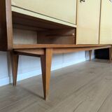 Vintage sideboard from the 50s/60s with tapered legs in a Scandinavian style.