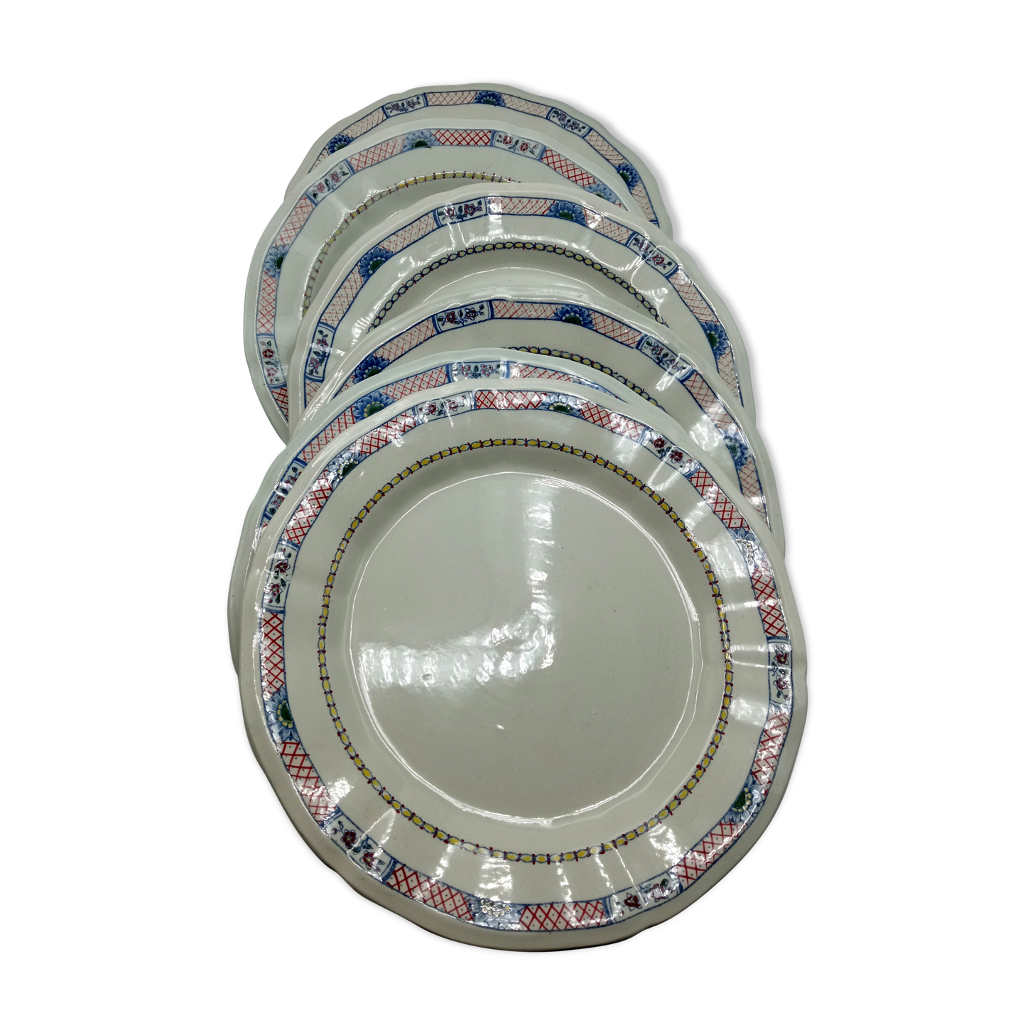 Gien's faience plates