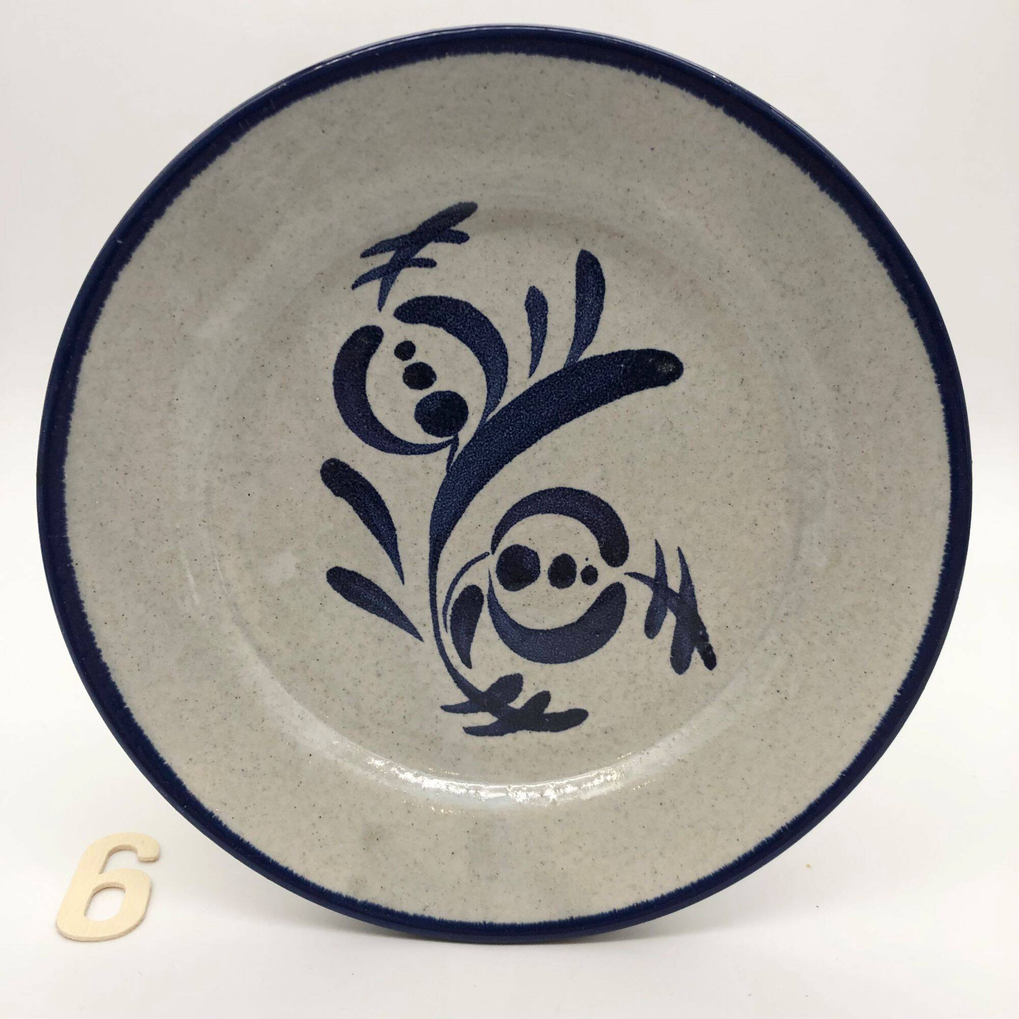 6 dessert plates, St Clément. Hand-painted decoration.