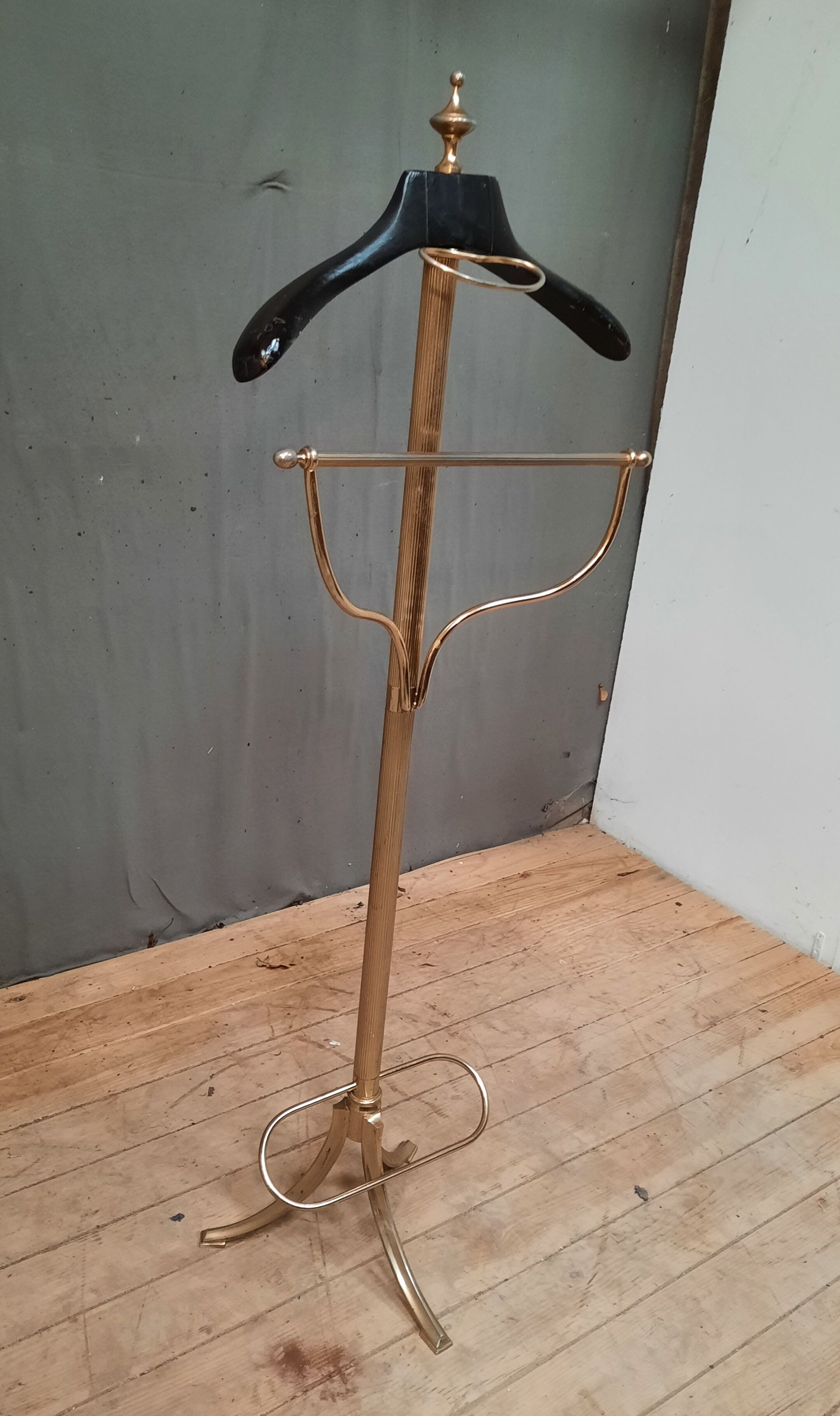 Valet de chambre en laiton