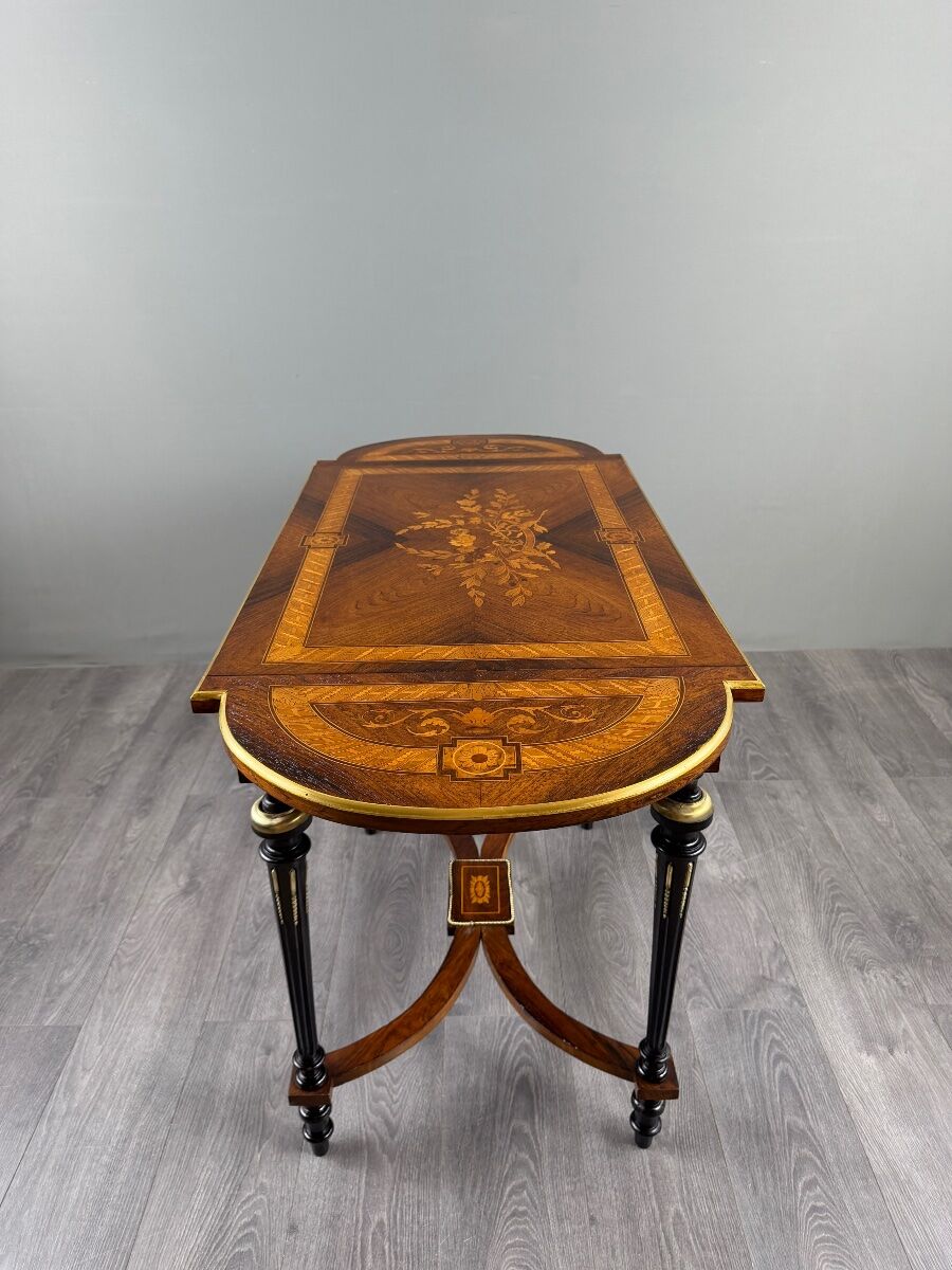 Table à écrire Napoléon III en marqueterie, XIXe siècle