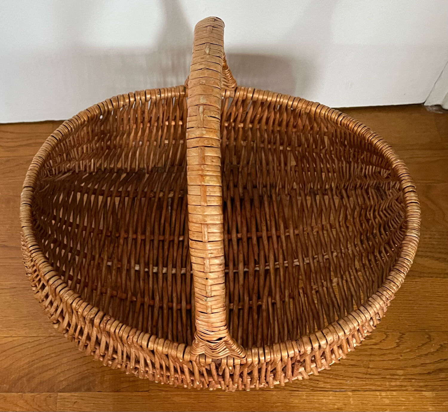 Wicker basket