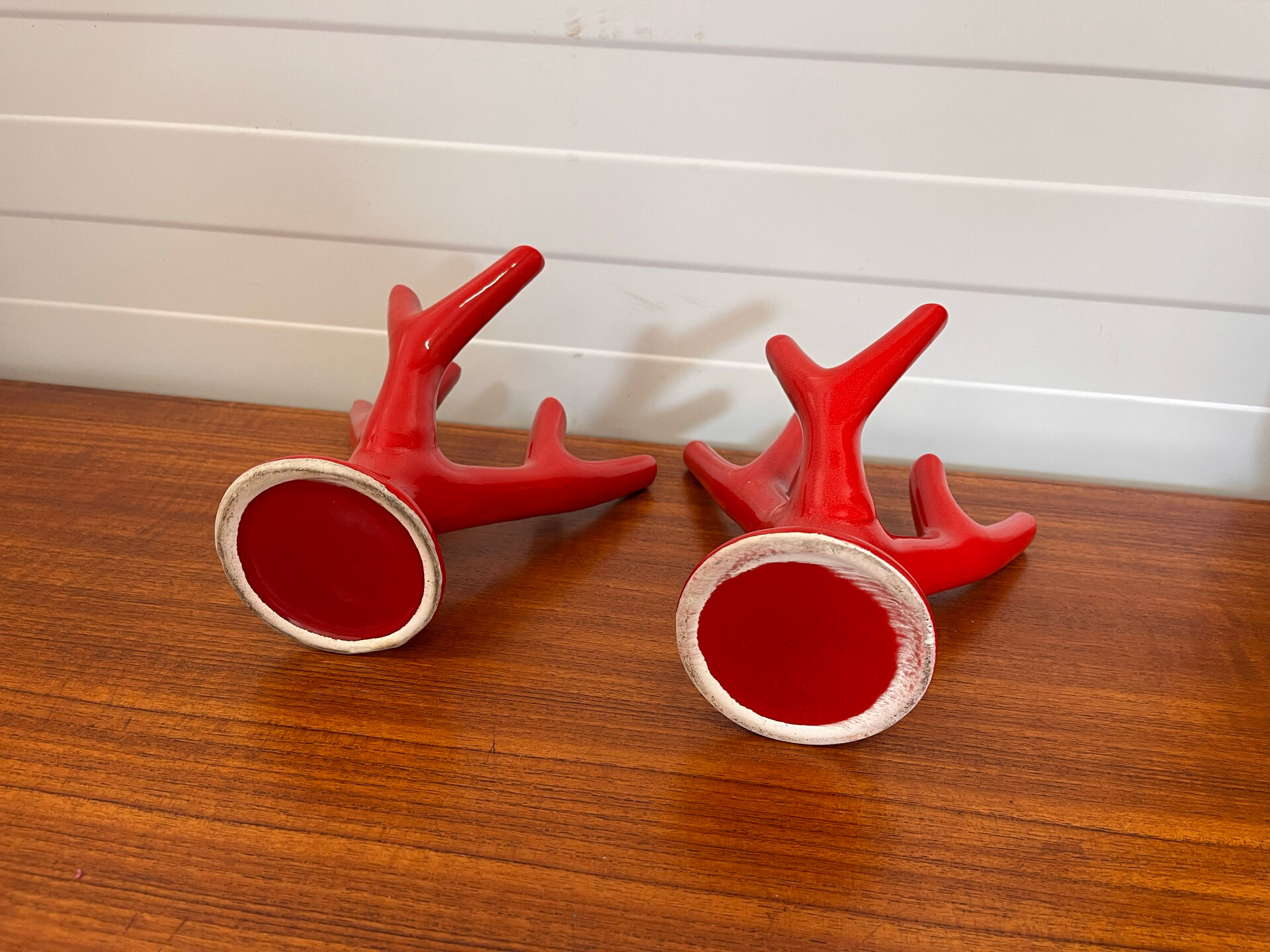 Set of two vintage “Alberello” coral vases