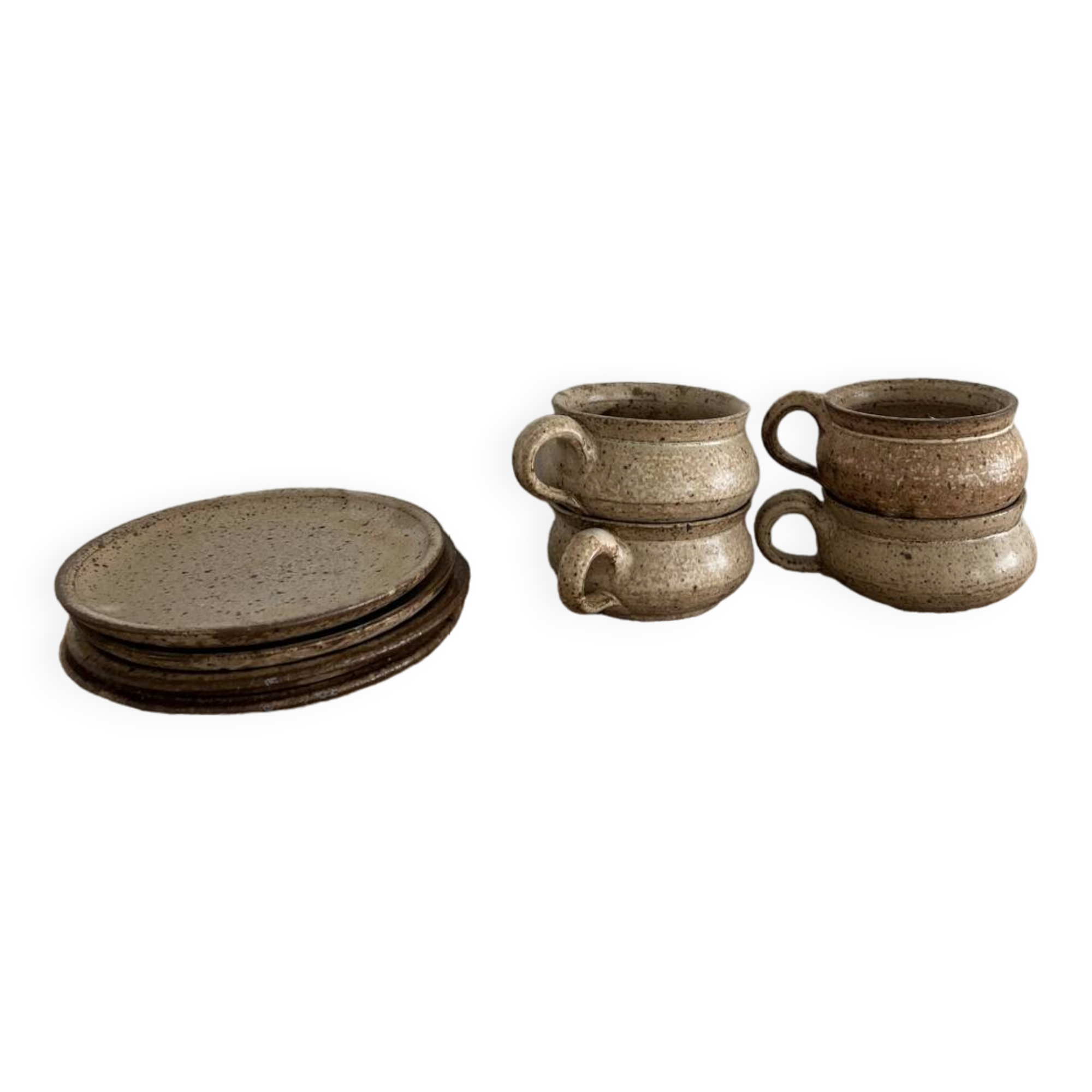 4 tasses à café et soucoupes en grès