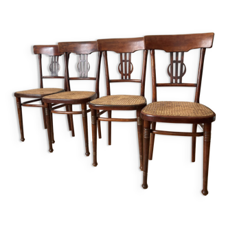 Suite de 4 chaises de salle à manger Thonet vers 1905