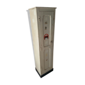 Armoire parisienne